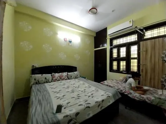 3 BHK Flat / Builder Floor for rent in SGM Nagar, Faridabad